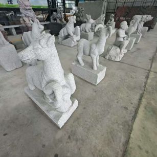 双鸭山芝麻白雕刻 十二生肖 异形雕刻