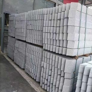 双鸭山芝麻白树围石 树池