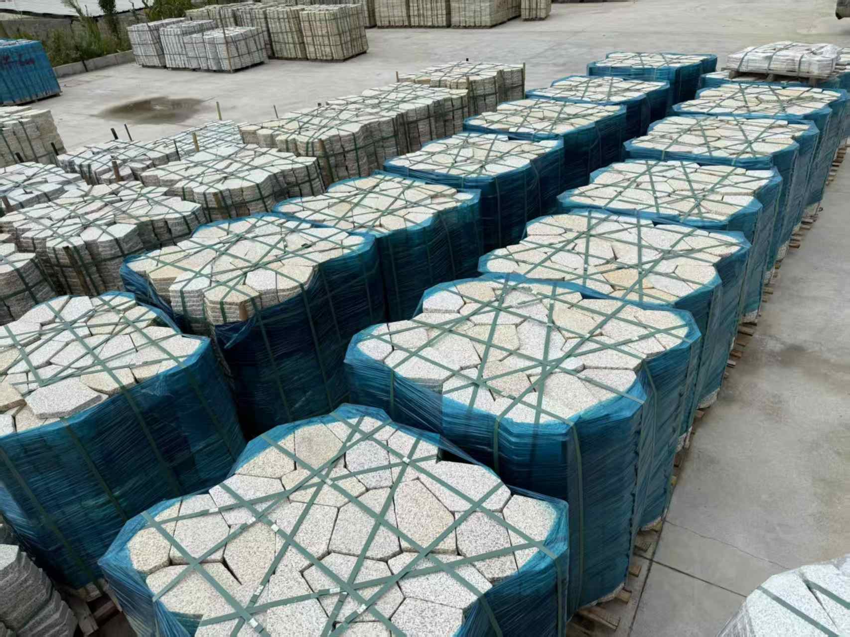 双鸭山黄金麻冰裂纹 碎拼