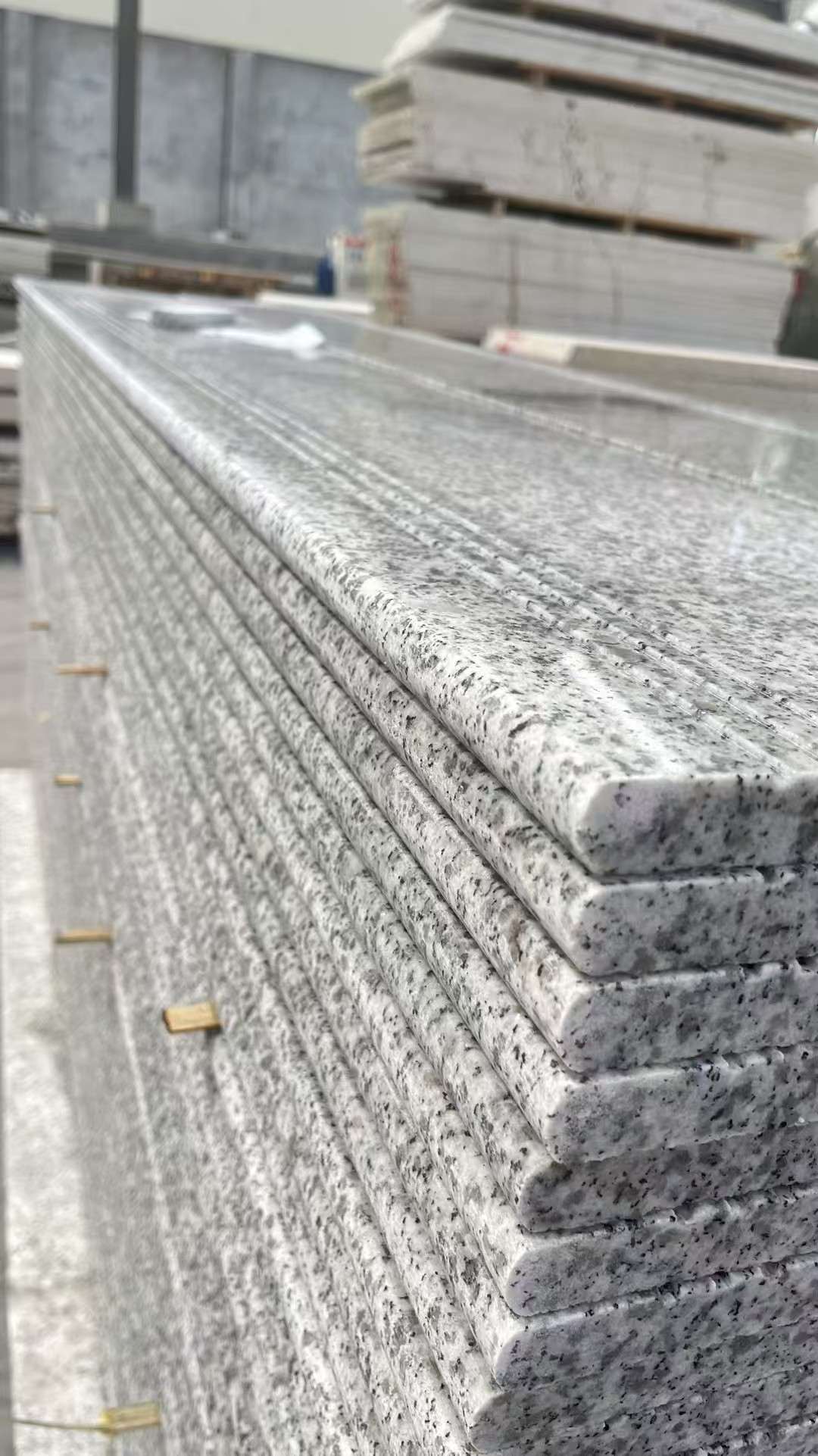 双鸭山芝麻白楼梯踏步 花岗岩楼梯板材
